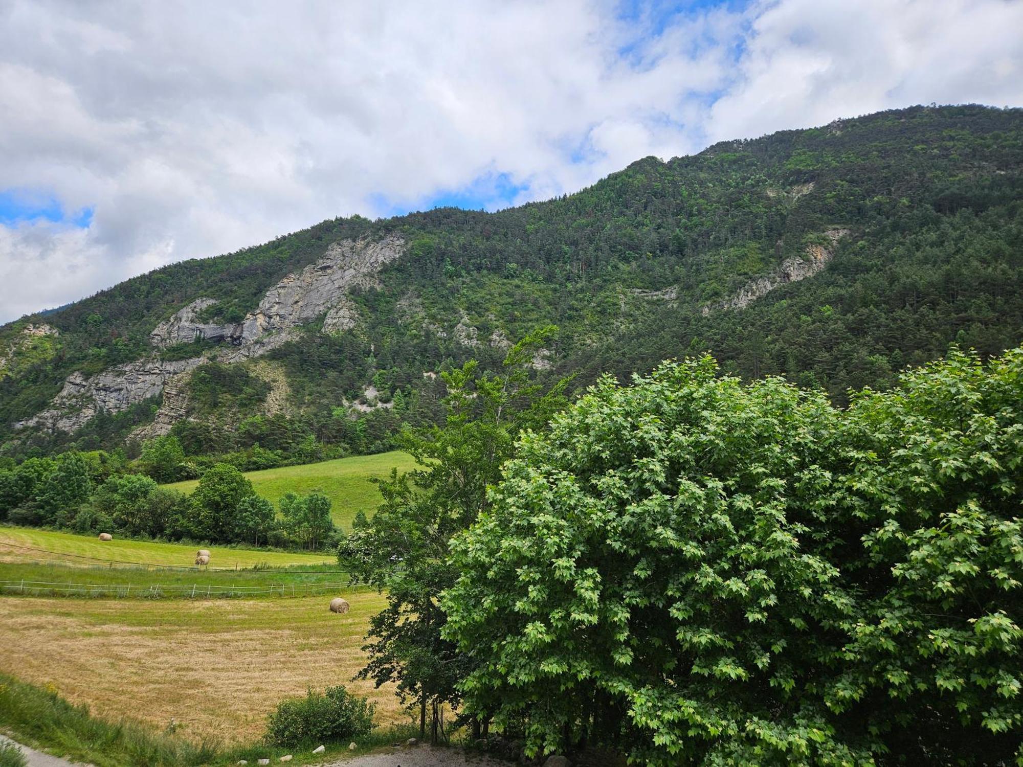 Hotel Le Mont Barral Creyers Экстерьер фото