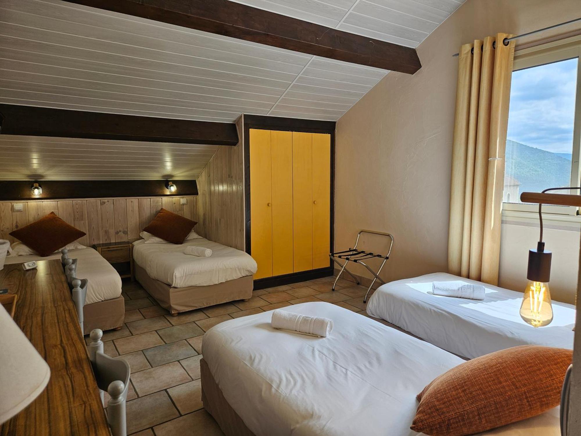 Hotel Le Mont Barral Creyers Экстерьер фото